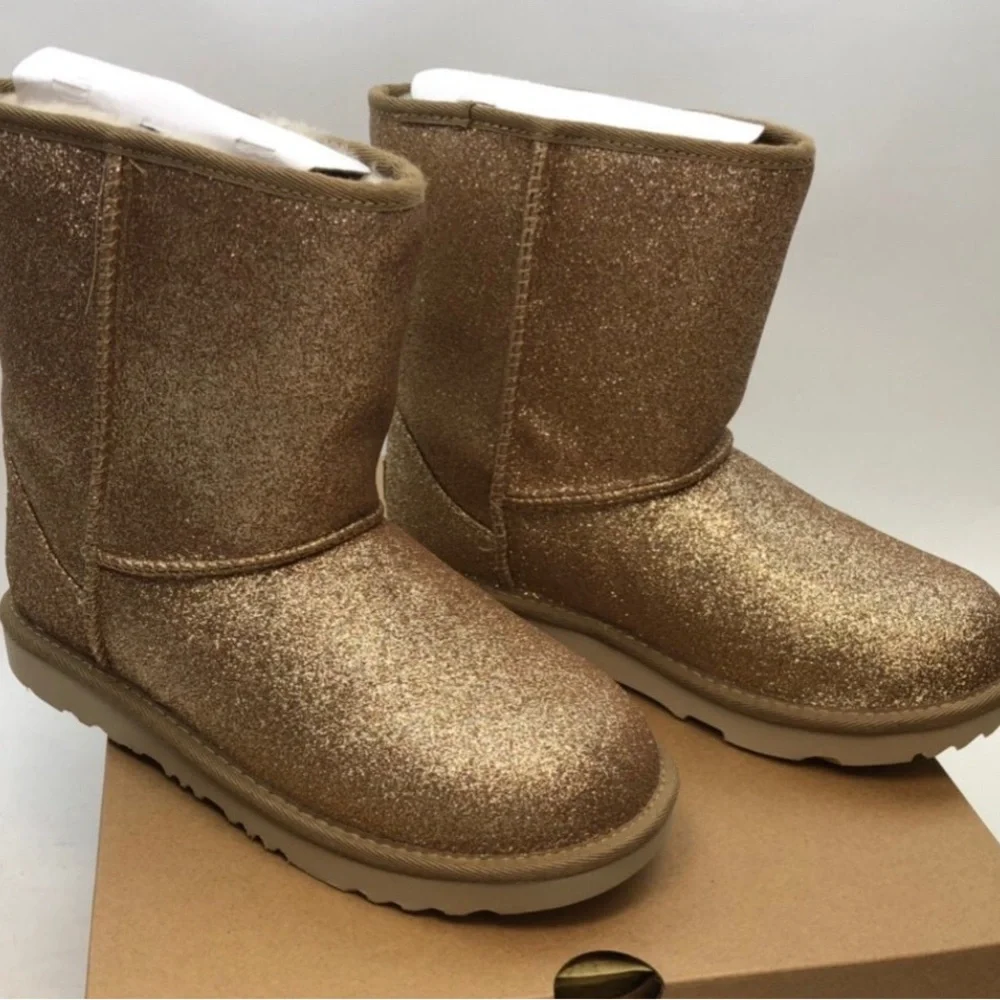 Ugg classic boots girls youth size 6.0 gold glitter NEW with box